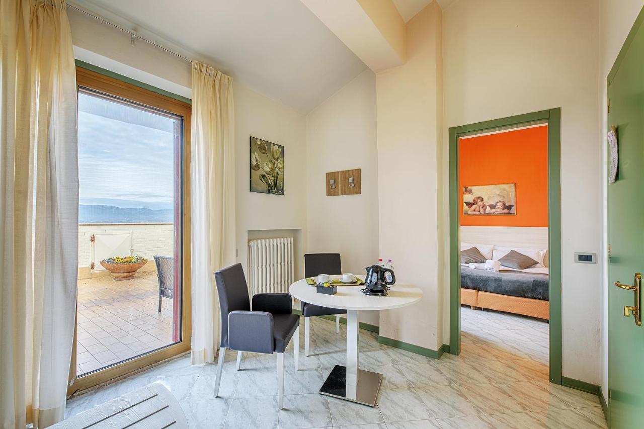 Hotel Castello ソヴィチッレ エクステリア 写真